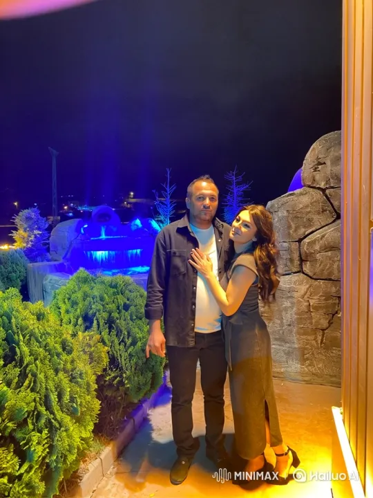 Nighttime Outdoor Confrontation Between Two Women – AI Generated Video | Hailuo AI
