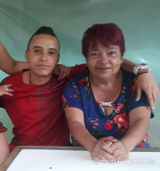 Young Man and Older Woman Share a Warm Smile – AI Generated Video | Hailuo AI