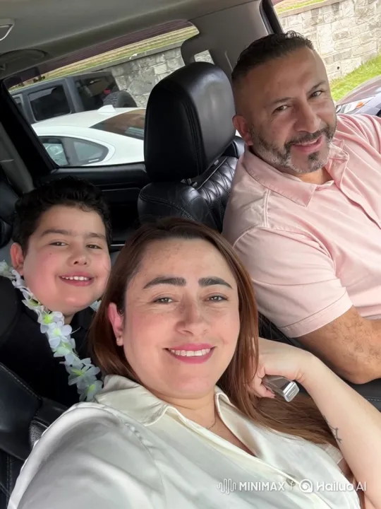 Happy Family Moment Captured in Car – AI Generated Video | Hailuo AI