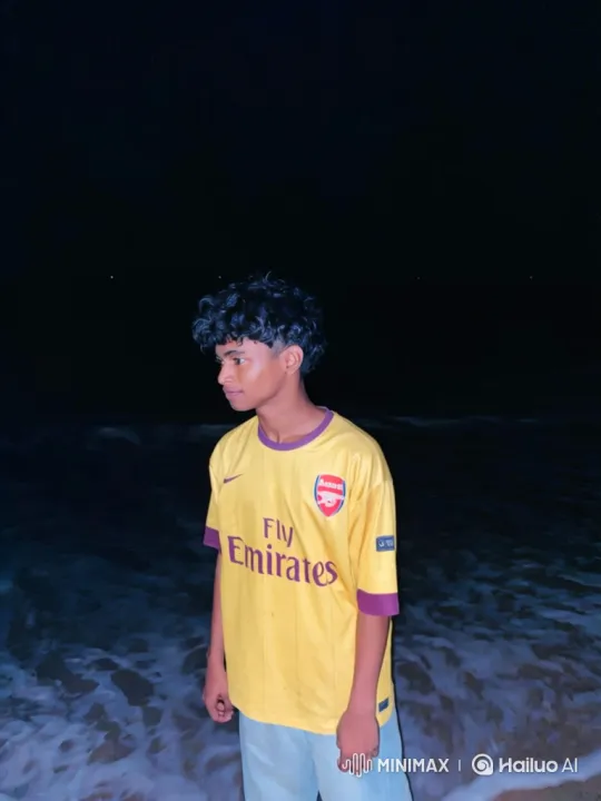 Night on the Beach: A Journey from Earth to Space – AI Generated Video | Hailuo AI