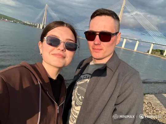 Family Reunion: Loving Embrace Captured on Video – AI Generated Video | Hailuo AI