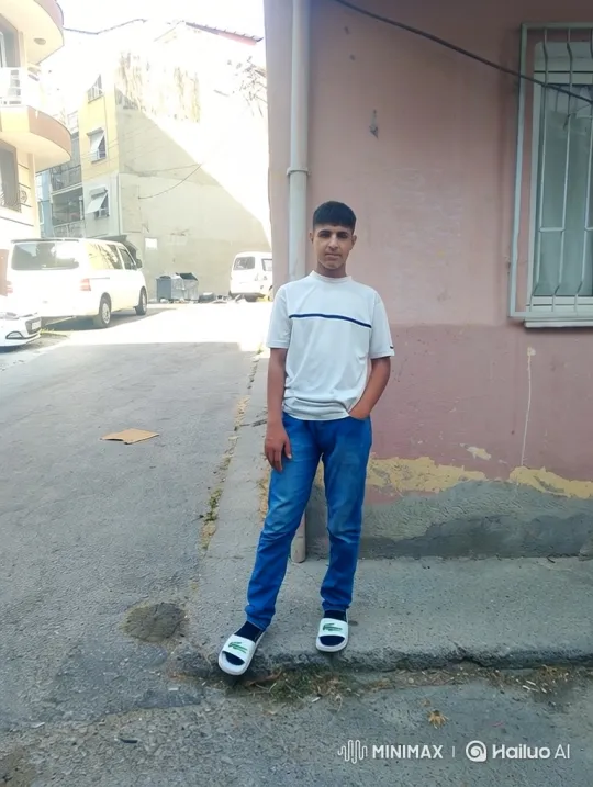 Young Man Detained by Police in Alleyway – AI Generated Video | Hailuo AI