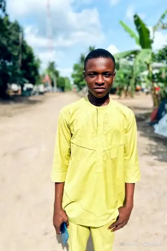 Film Featuring a Character with a Smile – AI Generated Video | Hailuo AI