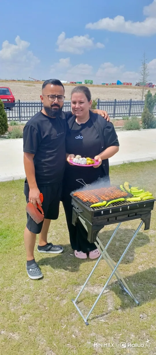 Family Barbecue: A Moment of Love and Laughter – AI Generated Video | Hailuo AI