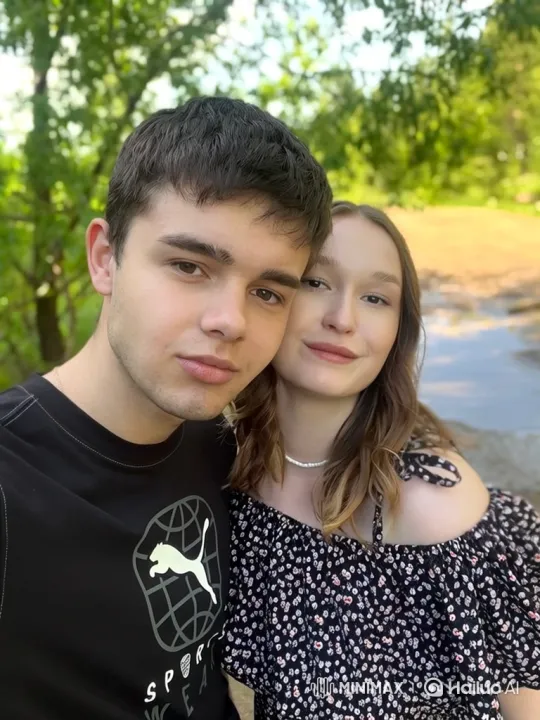 Young Family's Joyful Outdoor Selfie Surprise – AI Generated Video | Hailuo AI