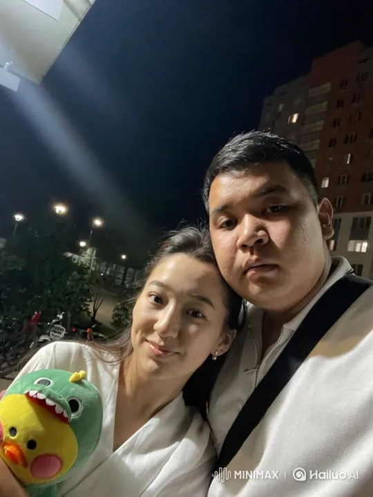 Family Embrace Under Golden Night Lighting – AI Generated Video | Hailuo AI
