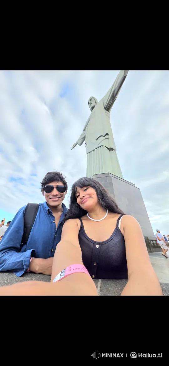 Family Embrace at Christ the Redeemer Statue – AI Generated Video | Hailuo AI