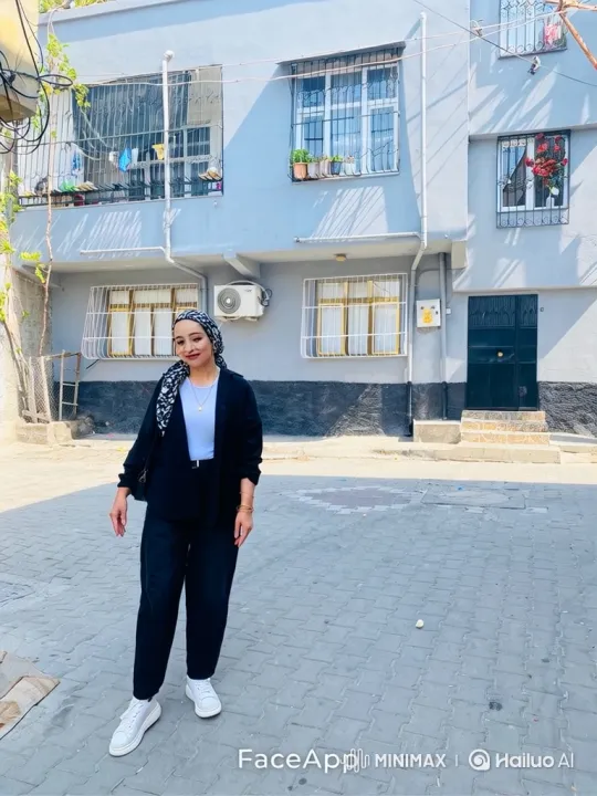 Woman Calmly Detained by Police Officers – AI Generated Video | Hailuo AI