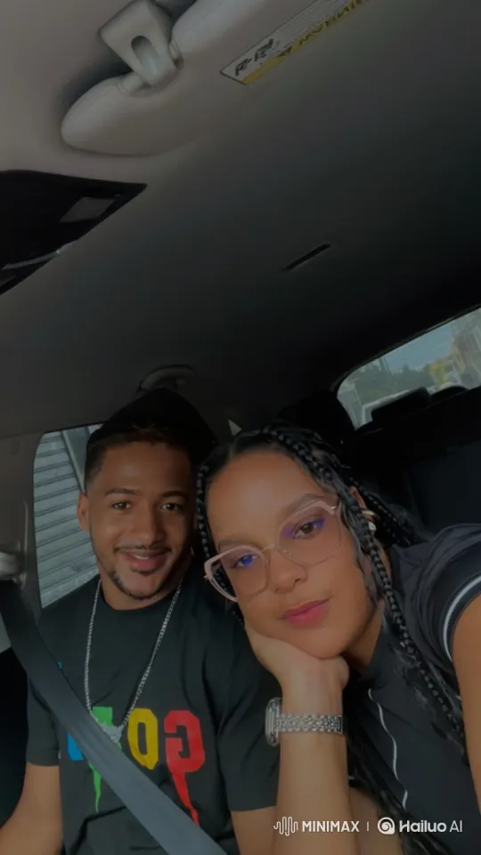 Family Moment: Couple and Toddler's Loving Interaction – AI Generated Video | Hailuo AI
