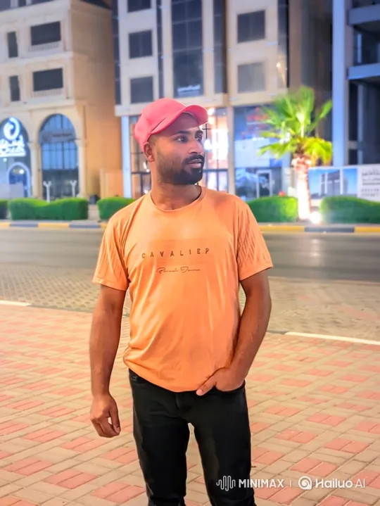 Man Surprised by Woman's Embrace on City Sidewalk – AI Generated Video | Hailuo AI