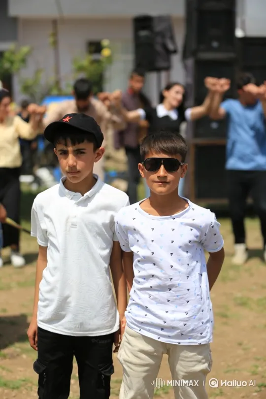 Boy Assaults Police Officer at Outdoor Festival – AI Generated Video | Hailuo AI
