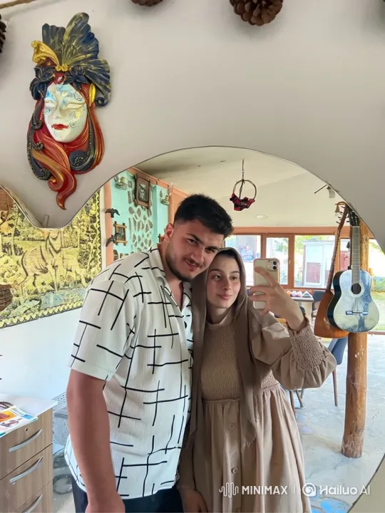 Couple's Journey from Pregnancy to Newborn in Heartfelt Video – AI Generated Video | Hailuo AI