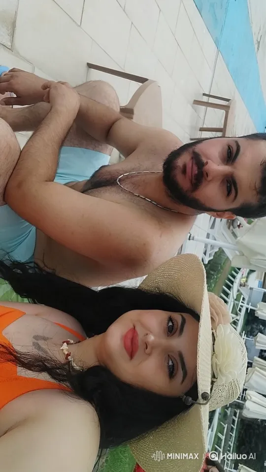 Family Moments by the Swimming Pool – AI Generated Video | Hailuo AI