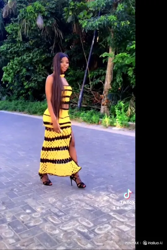 Licia: Introduction as a Beautician – AI Generated Video | Hailuo AI