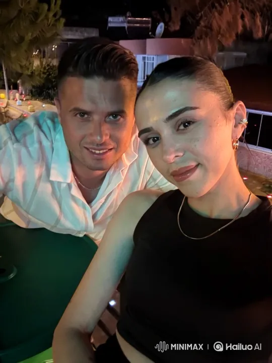 Young Family's Joyful Summer Night Embrace – AI Generated Video | Hailuo AI