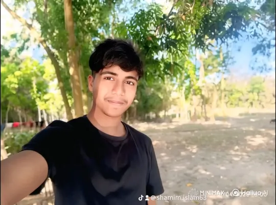 Romantic Stroll in the Golden Hour Park – AI Generated Video | Hailuo AI