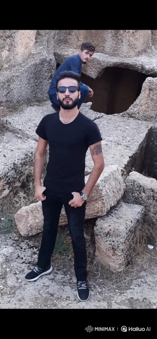 Man and Woman Embrace in Rocky Landscape – AI Generated Video | Hailuo AI
