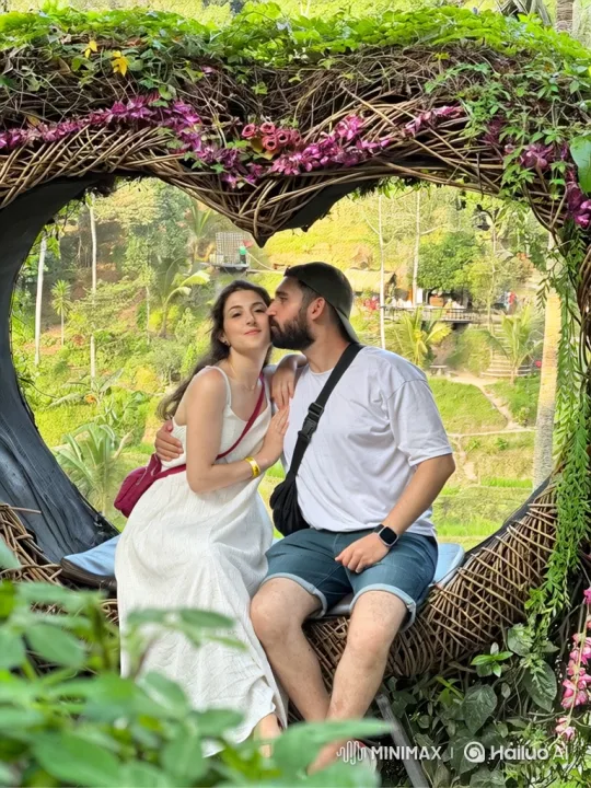 Family Reunion in a Heart-Shaped Nest – AI Generated Video | Hailuo AI
