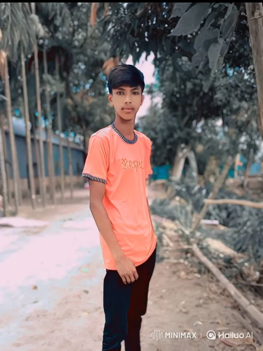 Young Couple in Golden Hour Park Scene – AI Generated Video | Hailuo AI
