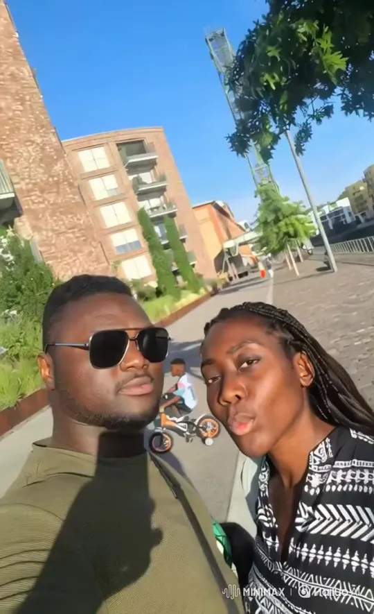 Couple in Love Watching Sunset Together – AI Generated Video | Hailuo AI