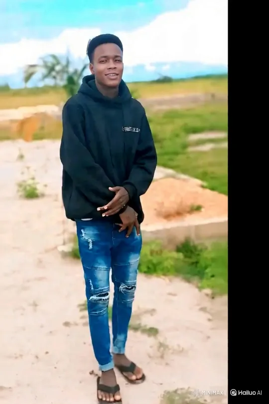 "Fypyyyy" does not provide sufficient context for a meaningful summary, as it seems to be either a typo or a placeholder. If it is meant to be a title or a keyword for content, please provide additional context or details about the content for a more accurate translation. – AI Generated Video | Hailuo AI