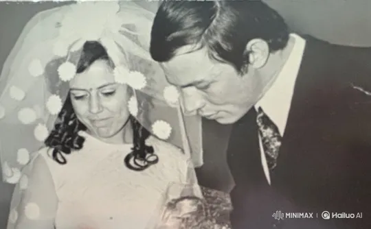 Intimate Moment of Newlywed Couple in Black-and-White Video – AI Generated Video | Hailuo AI