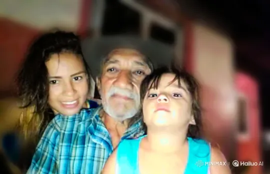 Family Portrait: Intimate Embrace and Affectionate Kisses – AI Generated Video | Hailuo AI