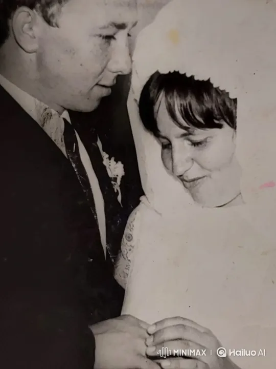 Vintage Wedding Couple's Tender Exchange – AI Generated Video | Hailuo AI
