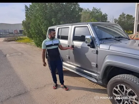 Man Enters SUV on Sandy Road – AI Generated Video | Hailuo AI