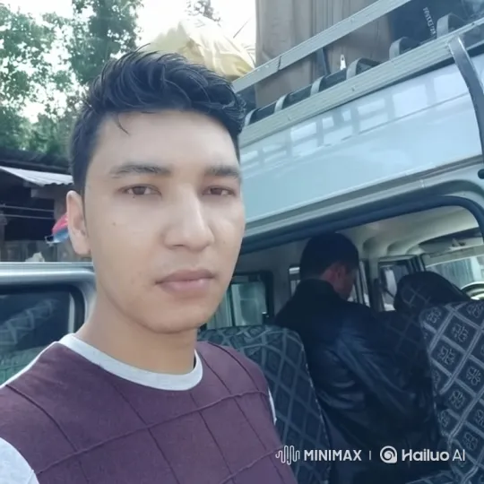 Contemplative Young Man Meets Woman in Golden Hour Park – AI Generated Video | Hailuo AI
