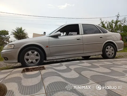 Silver Sedan Lowering Its Suspension System – AI Generated Video | Hailuo AI