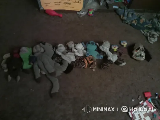 Toys and Skull Mask Mimic Eating Burgers – AI Generated Video | Hailuo AI