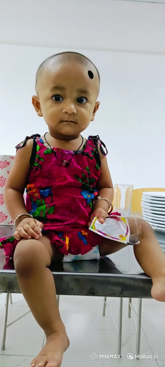 Innocent Baby Expresses Affection on Metal Table – AI Generated Video | Hailuo AI