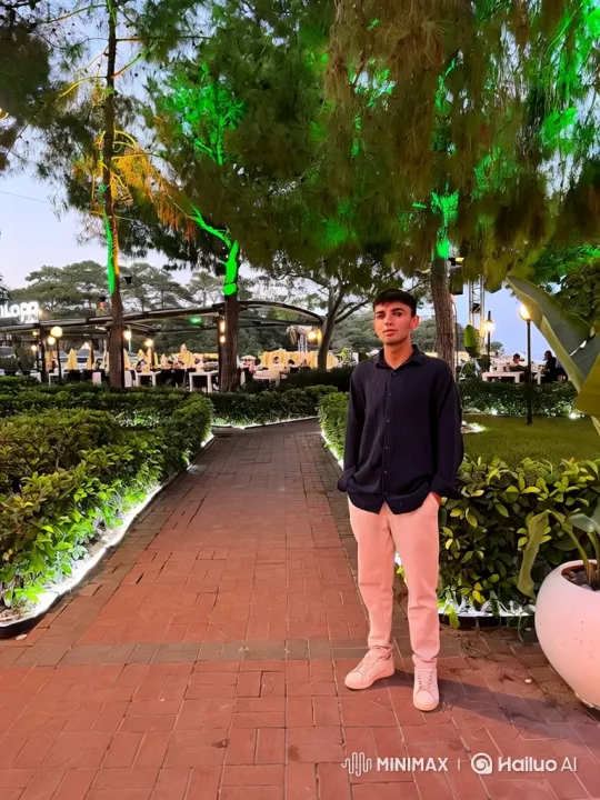 Couples' Serene Evening Stroll in Landscaped Garden – AI Generated Video | Hailuo AI
