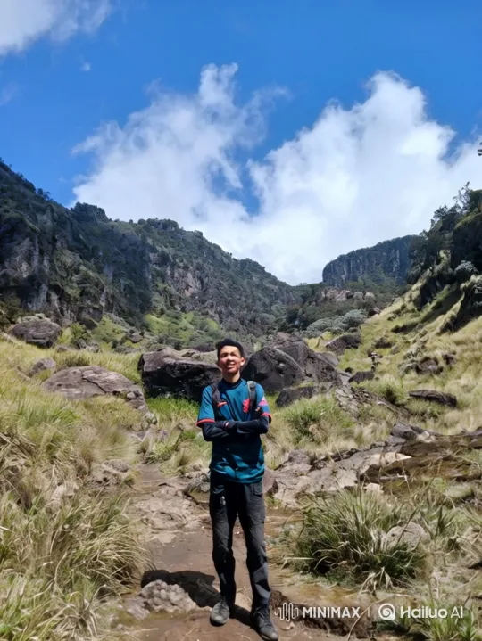 Man on Mountain to Cosmic Perspective Video – AI Generated Video | Hailuo AI