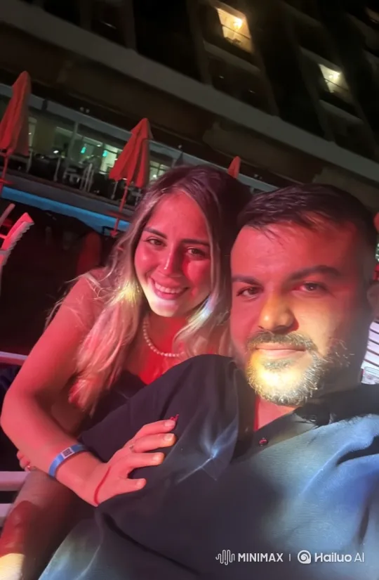 Family Embraces in Intimate, Joyful Moment – AI Generated Video | Hailuo AI