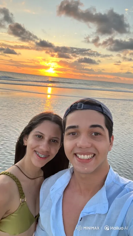 Family Portrait Captured on Smartphone in Candid Home Setting – AI Generated Video | Hailuo AI