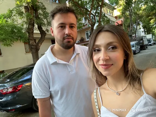 Family Embrace Captured in Summer Evening's Glow – AI Generated Video | Hailuo AI